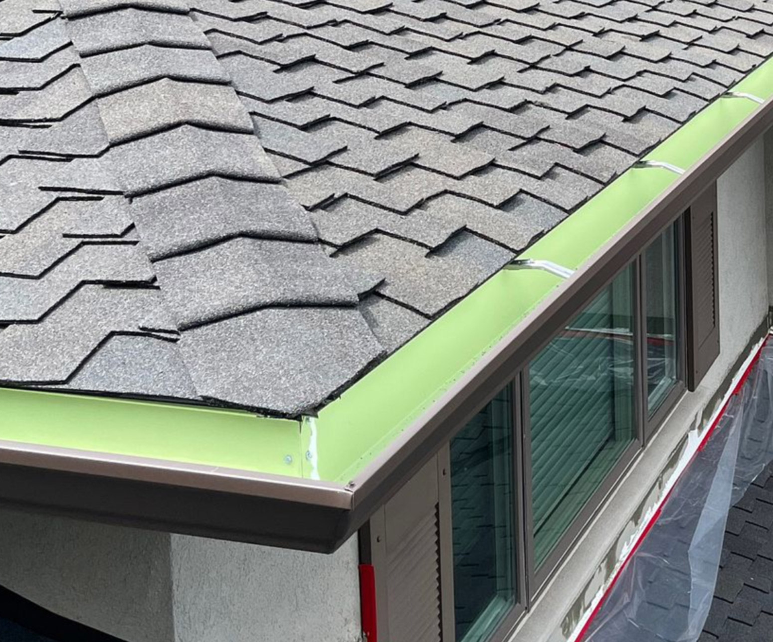 Get a New Roof + FREE Gutters